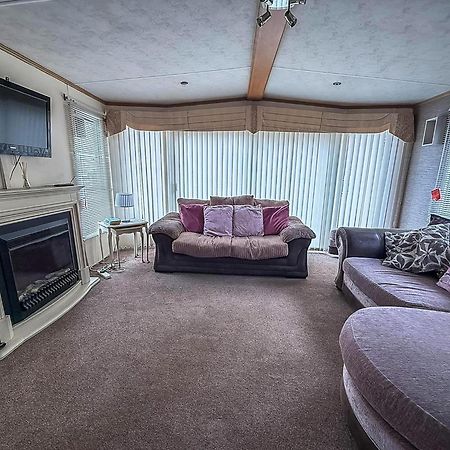 6 Berth Caravan For Hire At Seawick Holiday Park In Clacton-On-Sea Ref 27049Sw Ngoại thất bức ảnh